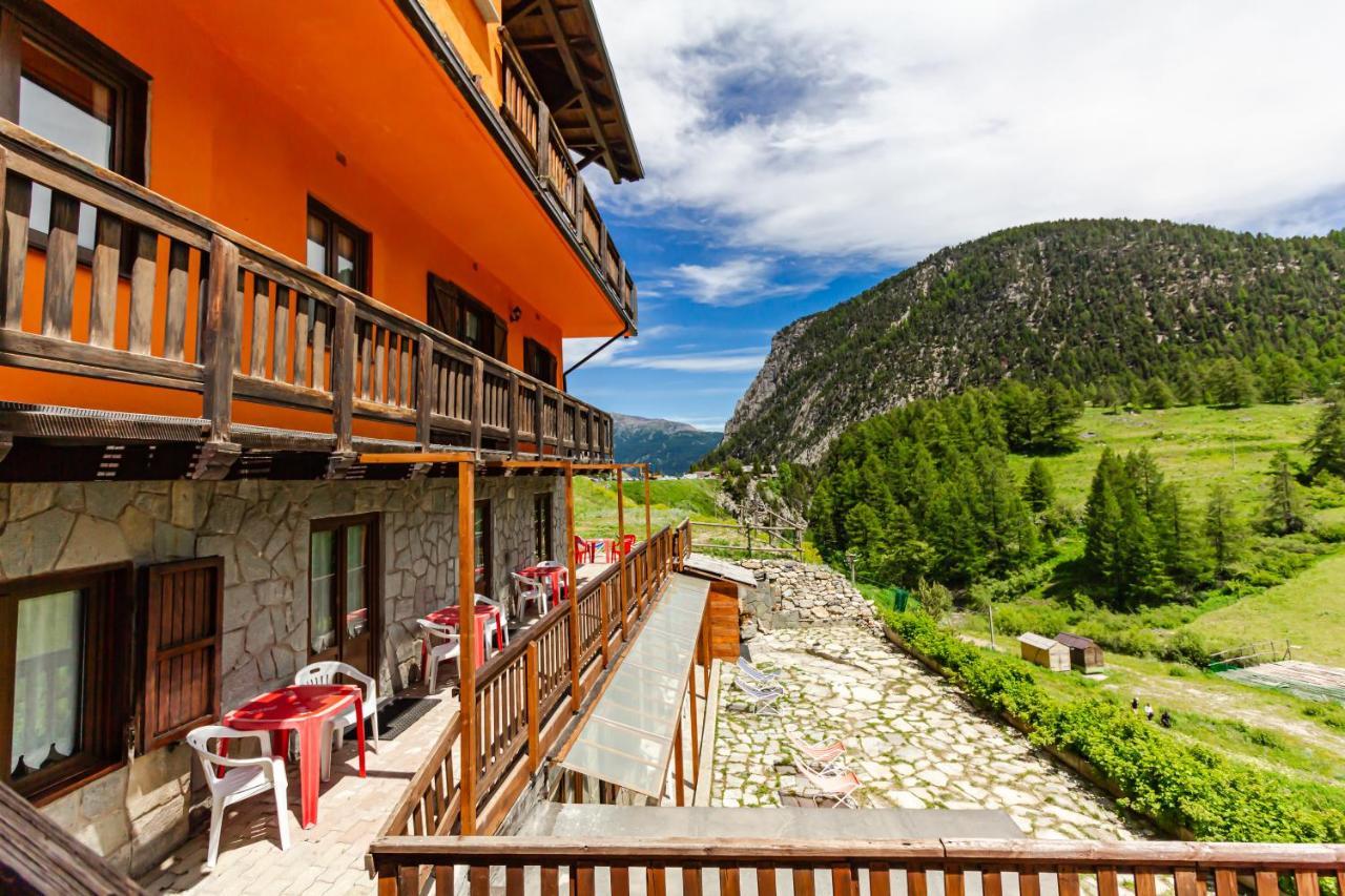 Hotel Al Foiron Claviere Exterior photo