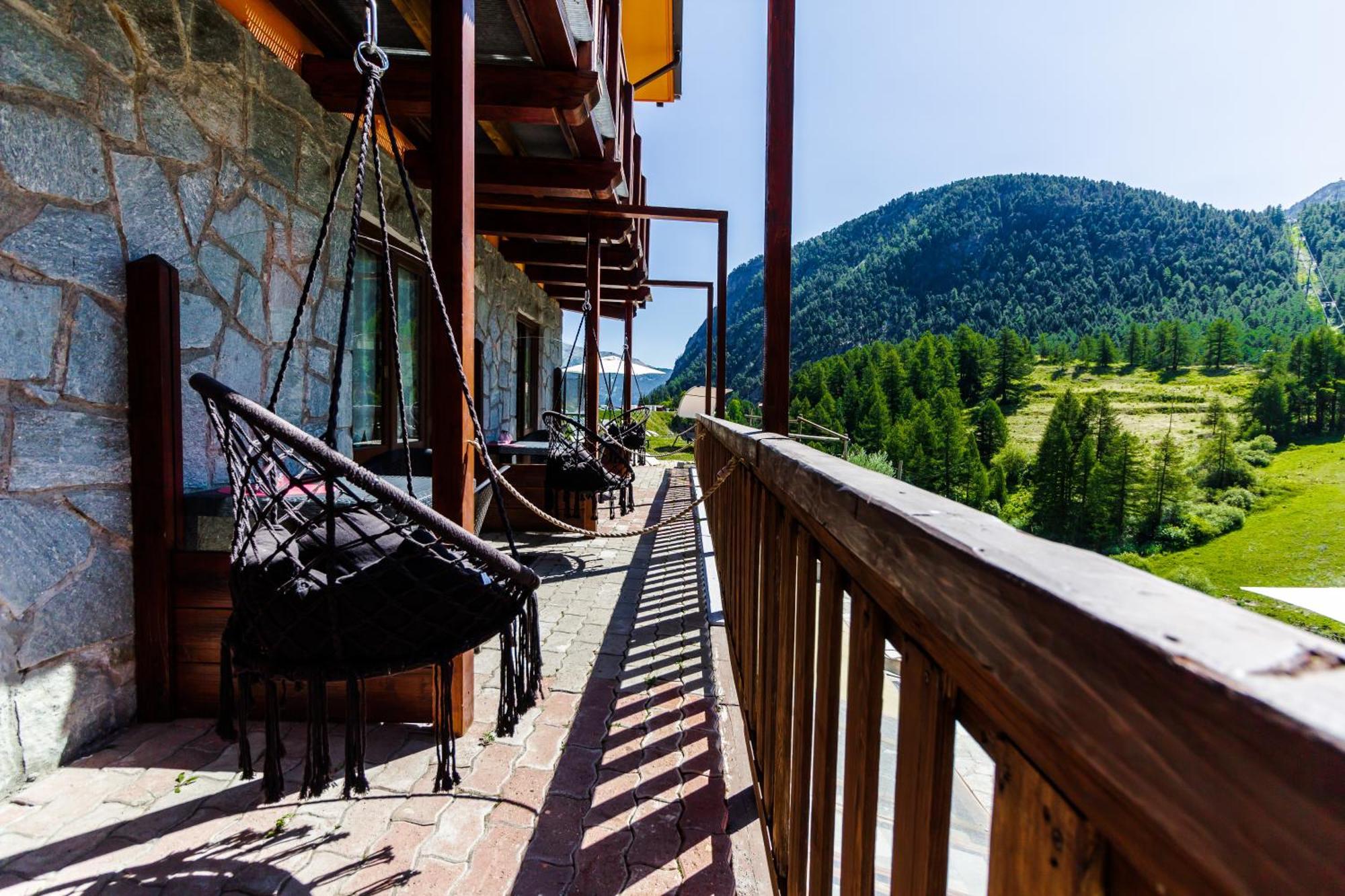 Hotel Al Foiron Claviere Exterior photo