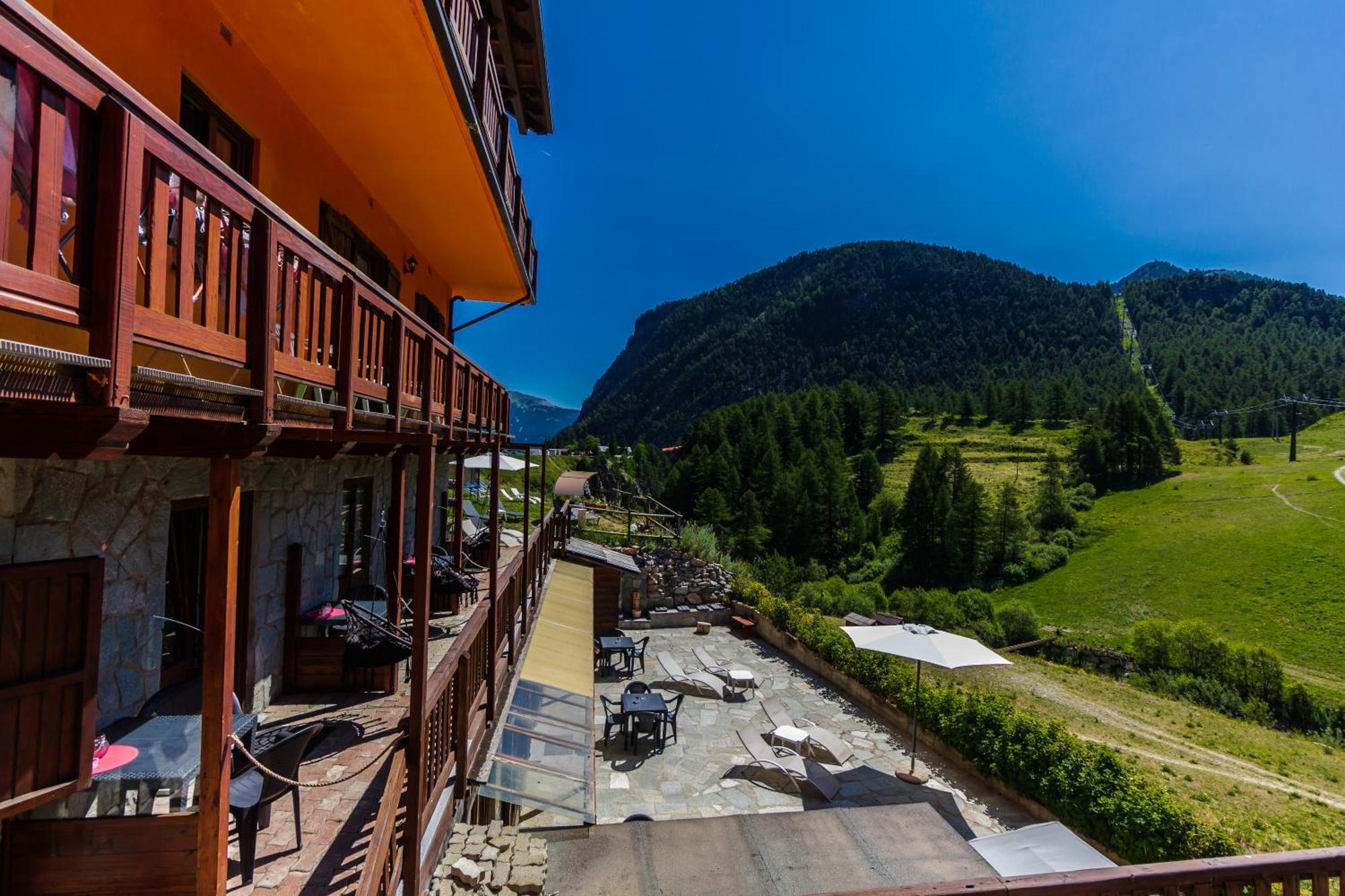 Hotel Al Foiron Claviere Exterior photo