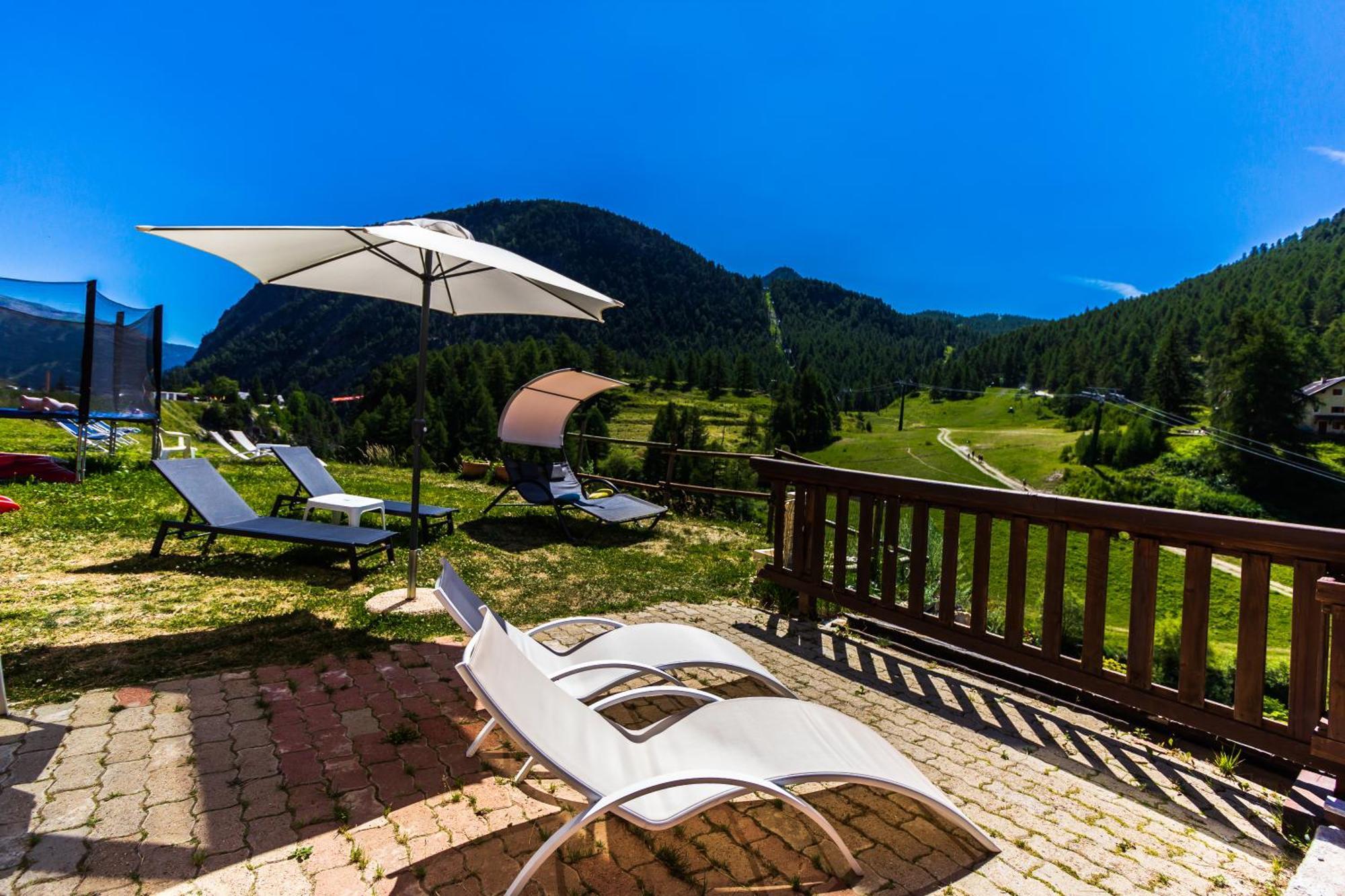 Hotel Al Foiron Claviere Exterior photo