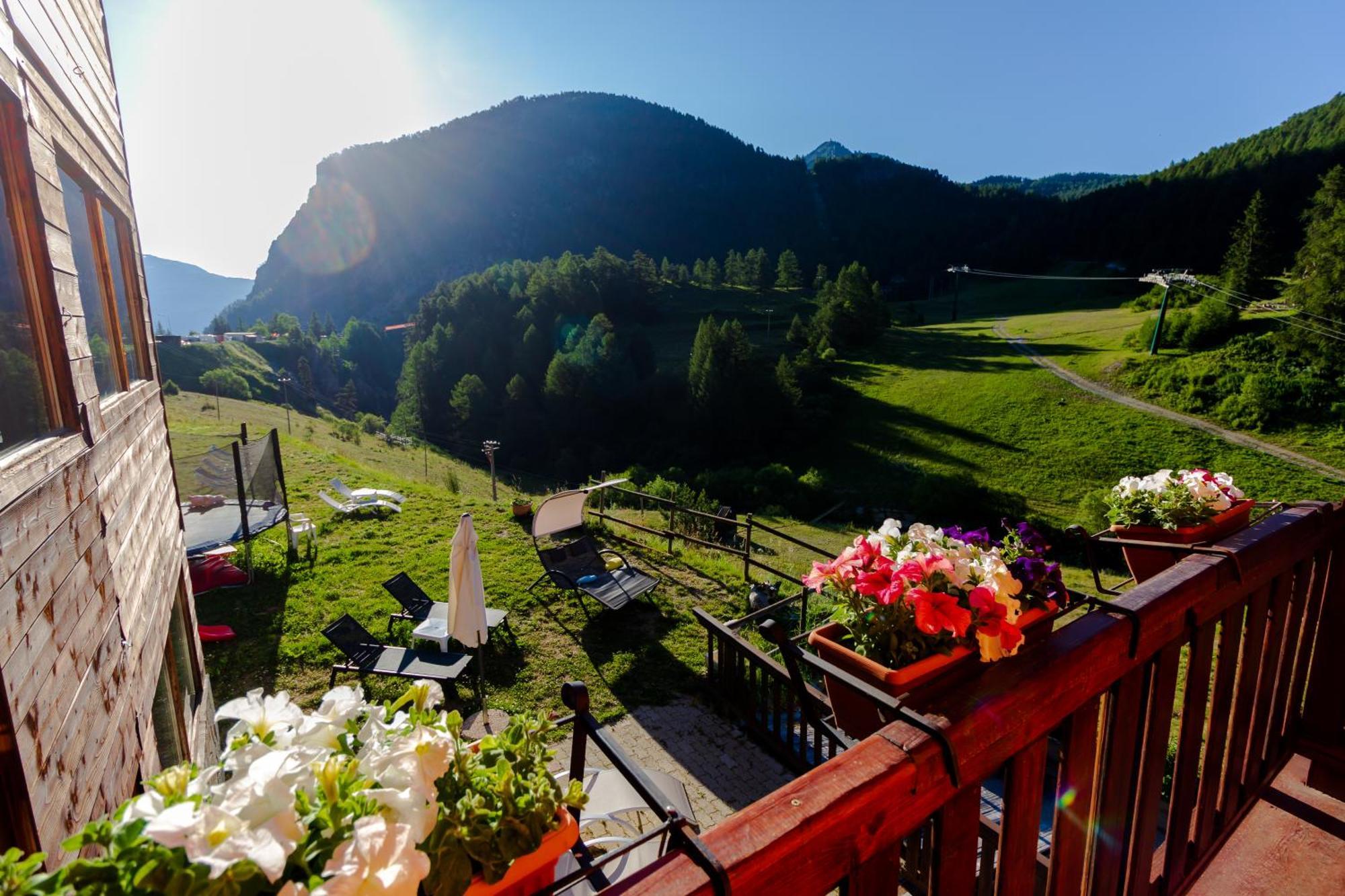 Hotel Al Foiron Claviere Exterior photo