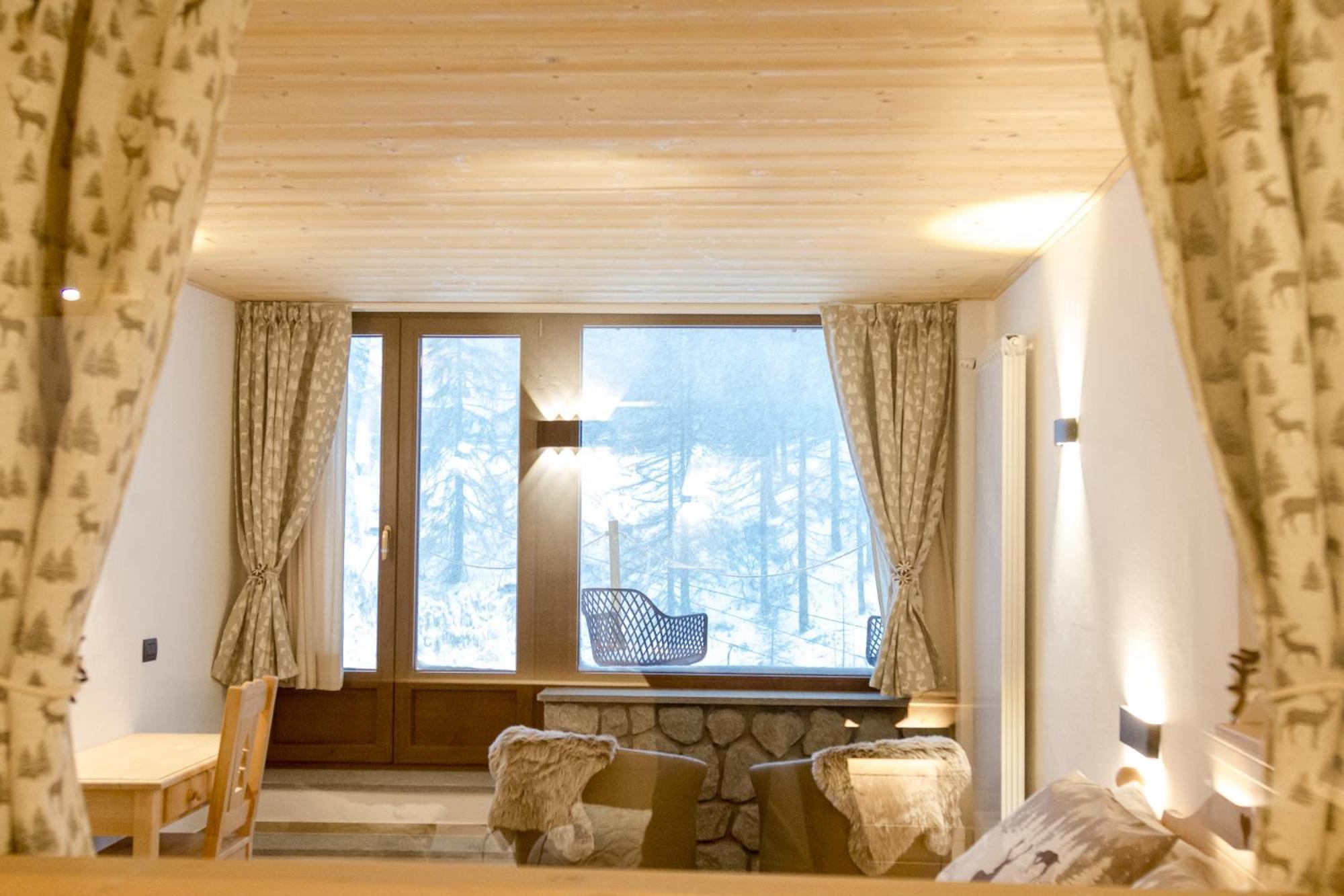 Hotel Al Foiron Claviere Exterior photo