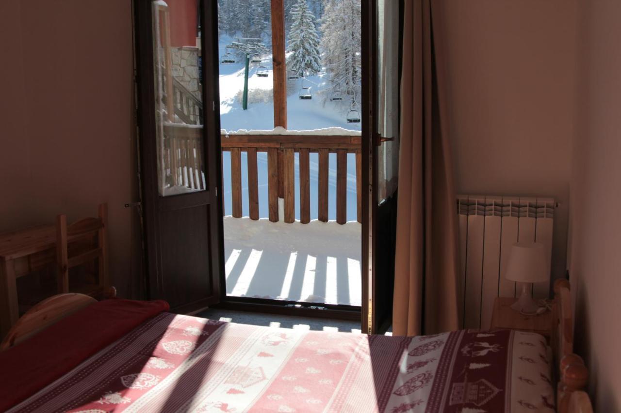 Hotel Al Foiron Claviere Exterior photo